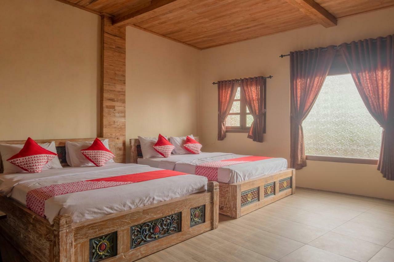 Hotel Batukaras Kalaras Екстериор снимка