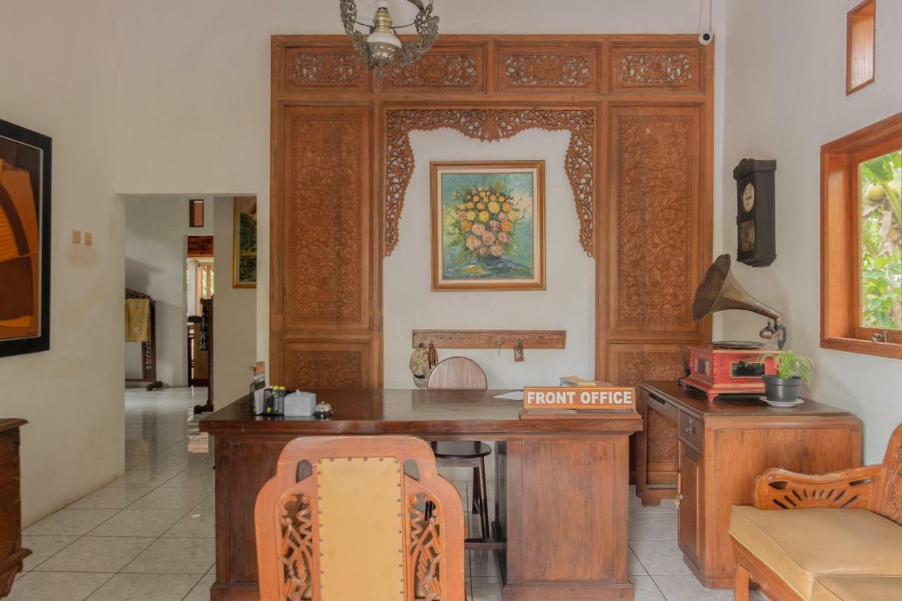 Hotel Batukaras Kalaras Екстериор снимка